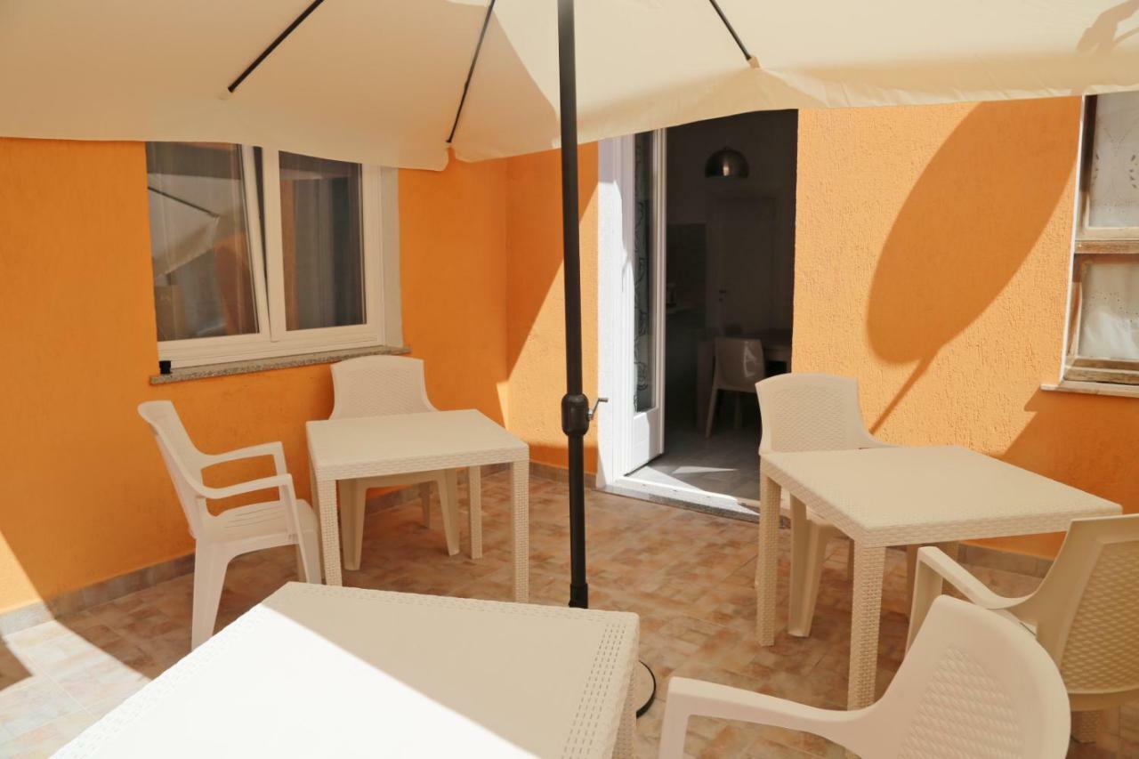 B&B Mimi Castelsardo Exterior photo